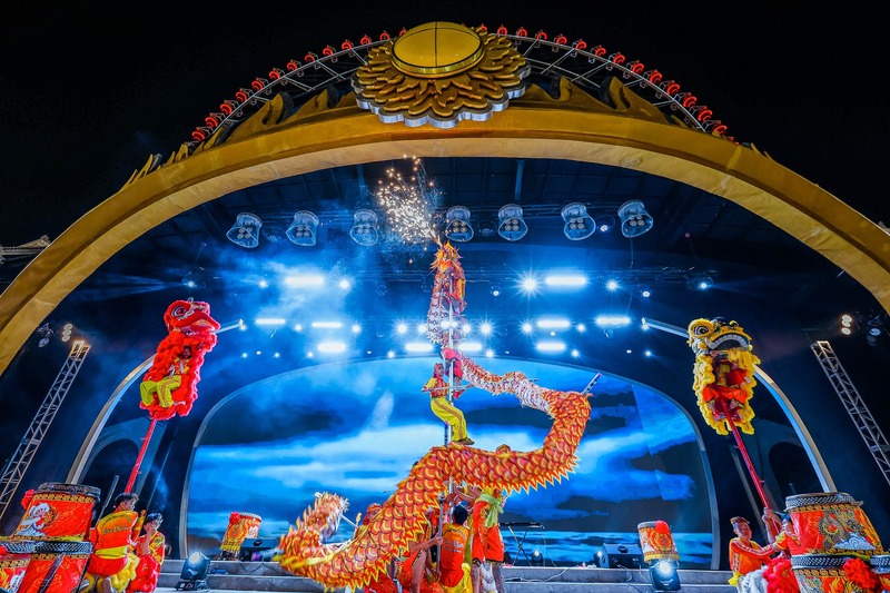 Chụp hình Tết Đà Nẵng