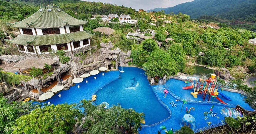 tắm suối khoáng Đà Nẵng